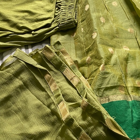 Indian party Dress set of 4 - Picture 5 of 8